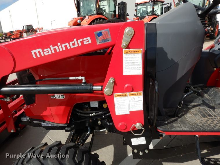image for item HR9568 2019 Mahindra 1635H  MFWD tractor