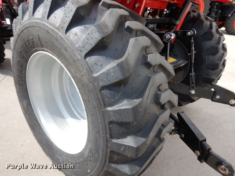 image for item HR9568 2019 Mahindra 1635H  MFWD tractor
