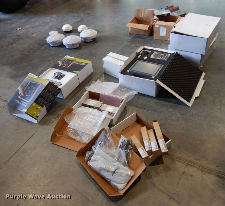 image for item HR9571 GPS and Ag Electronic Components