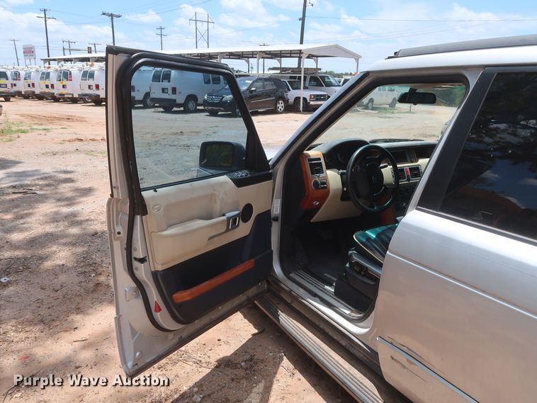 image for item HT9549 2004 Land Rover Range Rover  SUV