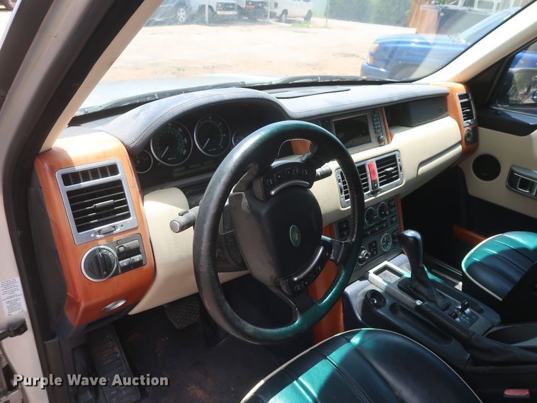 image for item HT9549 2004 Land Rover Range Rover  SUV