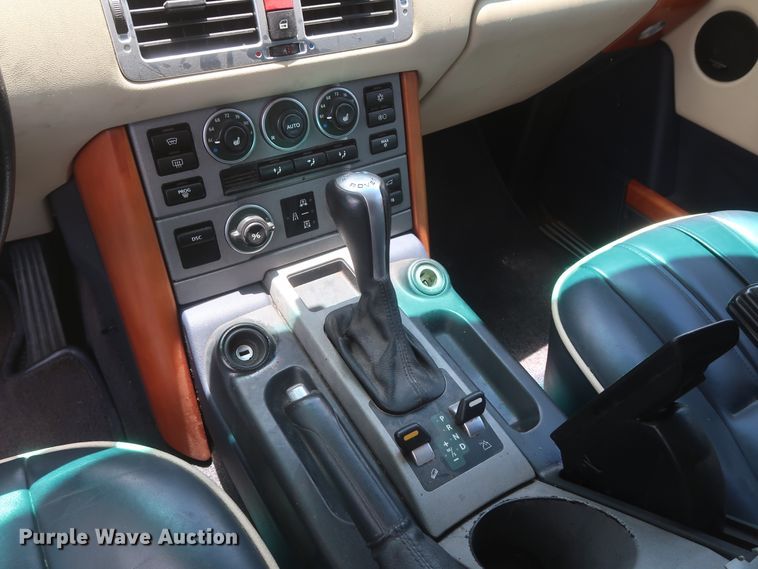 image for item HT9549 2004 Land Rover Range Rover  SUV