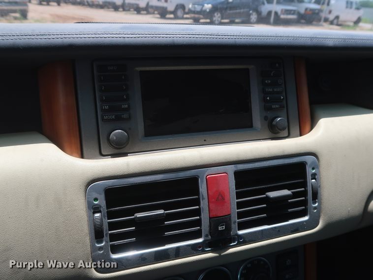 image for item HT9549 2004 Land Rover Range Rover  SUV