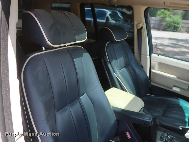 image for item HT9549 2004 Land Rover Range Rover  SUV