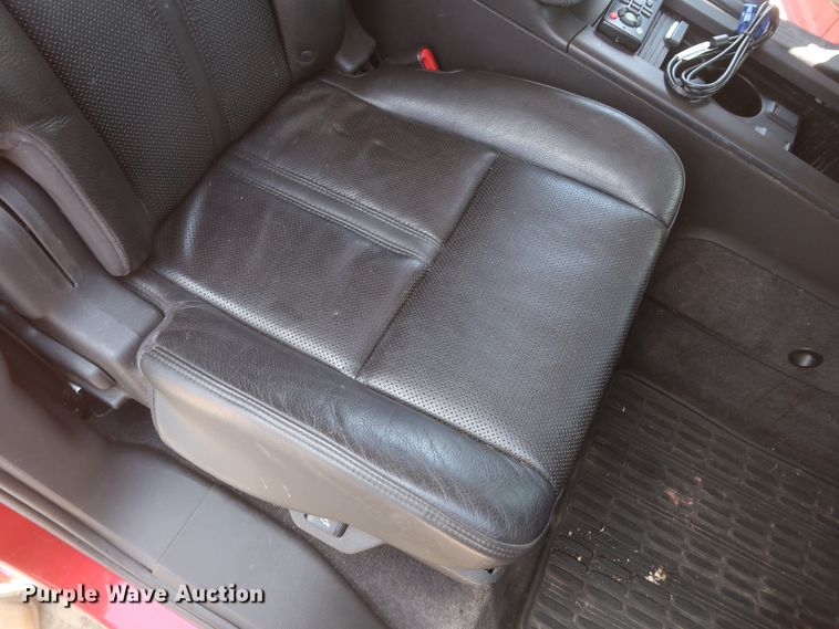 image for item HT9551 2010 Lincoln MKT  SUV