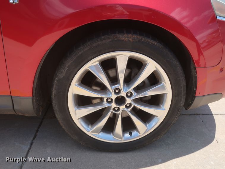 image for item HT9551 2010 Lincoln MKT  SUV