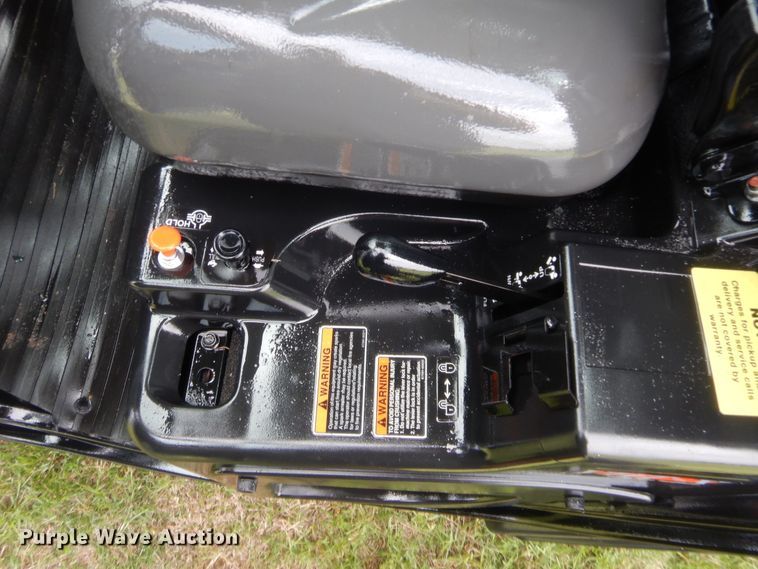 image for item HW9254 2019 Kubota RTV-1100C  utility vehicle