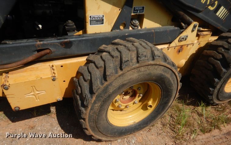 image for item HW9263 1984 New Holland 785  skid steer loader