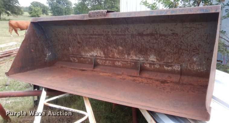 image for item HW9263 1984 New Holland 785  skid steer loader