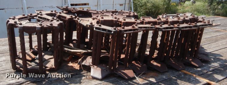 image for item HW9263 1984 New Holland 785  skid steer loader