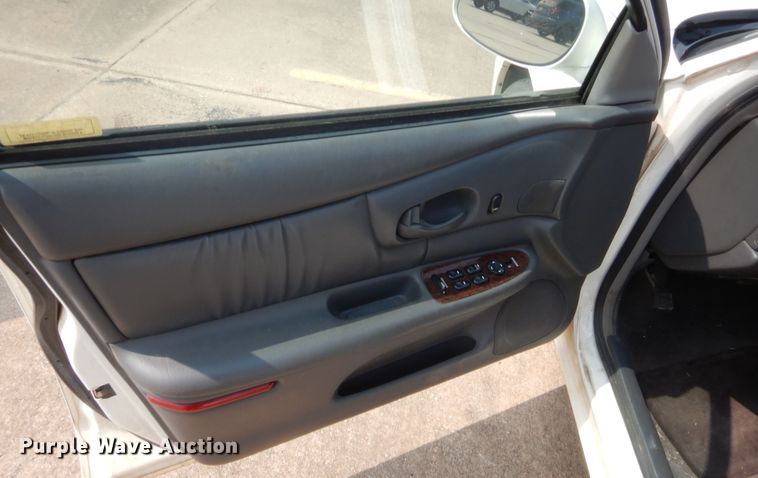 image for item HW9265 2003 Buick Century