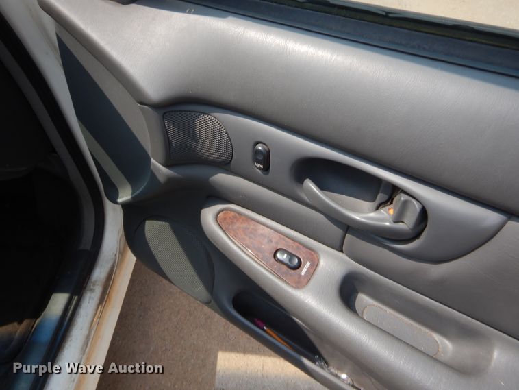 image for item HW9265 2003 Buick Century