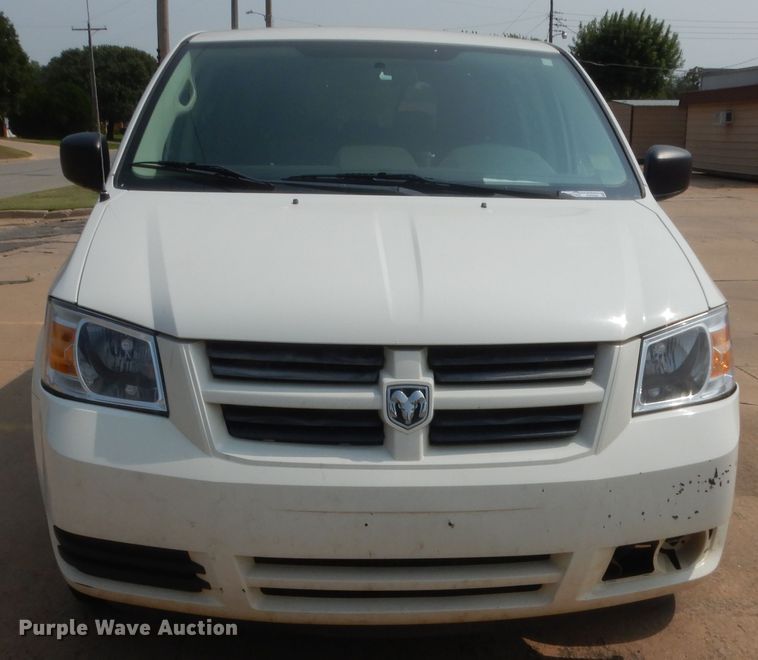 image for item HW9266 2010 Dodge Grand Caravan  van