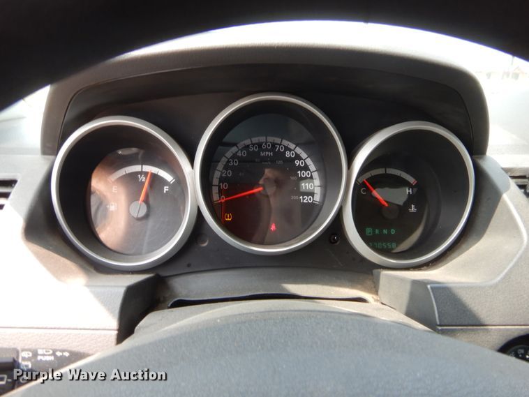 image for item HW9266 2010 Dodge Grand Caravan  van