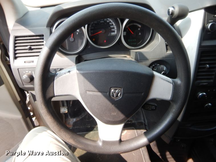 image for item HW9266 2010 Dodge Grand Caravan  van