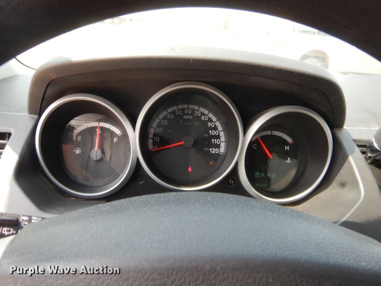 image for item HW9267 2010 Dodge Grand Caravan  van