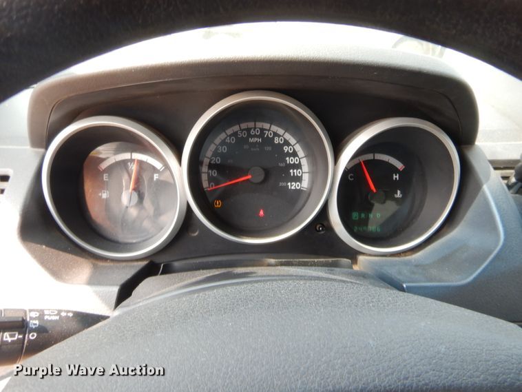 image for item HW9268 2010 Dodge Grand Caravan  van