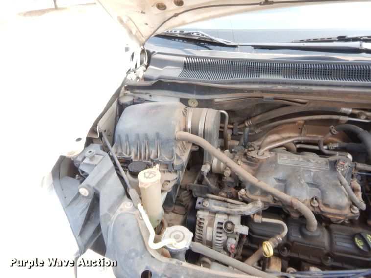 image for item HW9268 2010 Dodge Grand Caravan  van