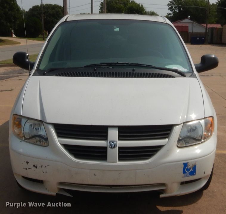 image for item HW9269 2007 Dodge Grand Caravan  van