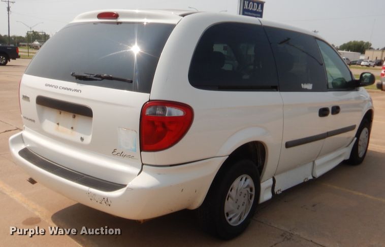 image for item HW9269 2007 Dodge Grand Caravan  van