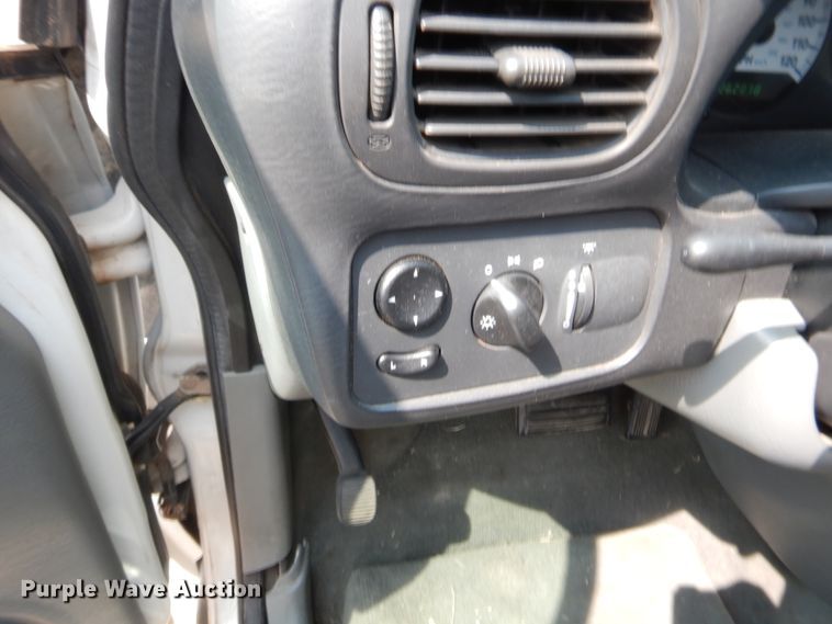 image for item HW9269 2007 Dodge Grand Caravan  van