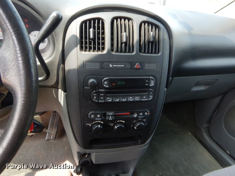 image for item HW9269 2007 Dodge Grand Caravan  van