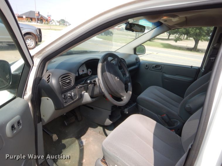 image for item HW9270 2007 Dodge Grand Caravan  van