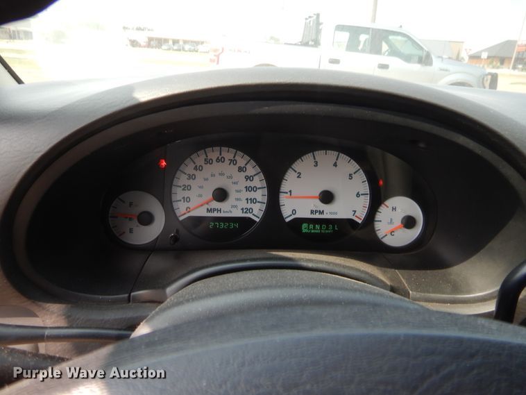 image for item HW9270 2007 Dodge Grand Caravan  van