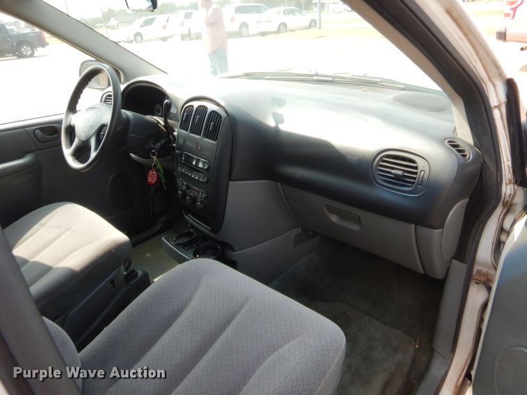 image for item HW9270 2007 Dodge Grand Caravan  van