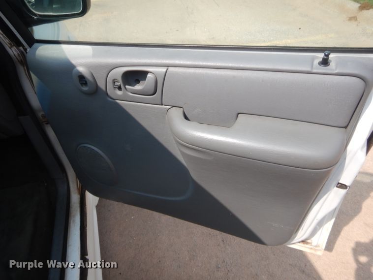 image for item HW9270 2007 Dodge Grand Caravan  van