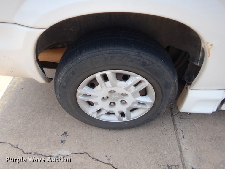 image for item HW9270 2007 Dodge Grand Caravan  van