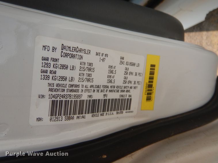 image for item HW9270 2007 Dodge Grand Caravan  van