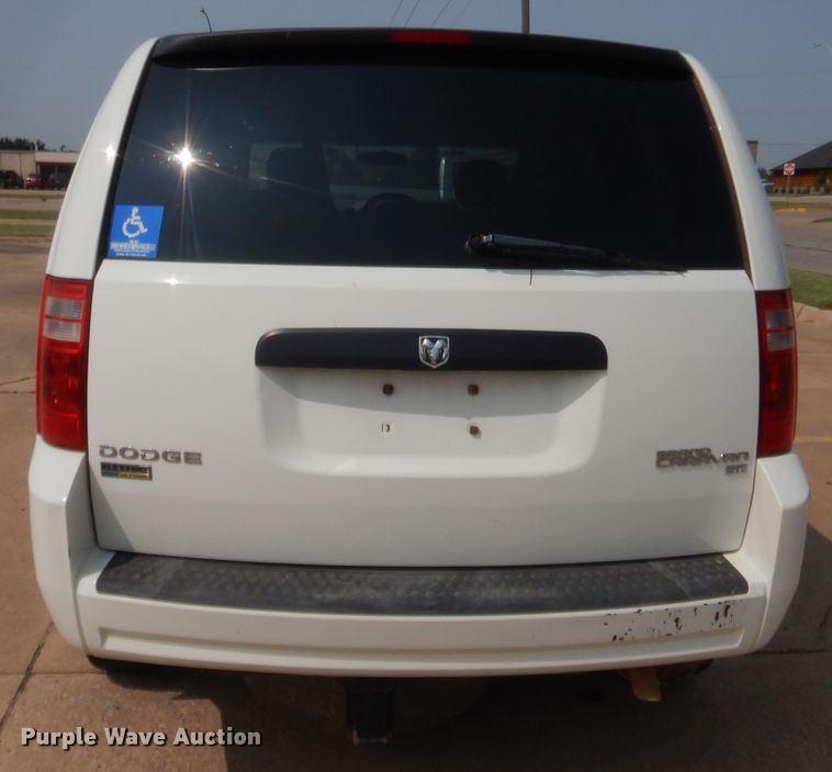 image for item HW9271 2010 Dodge Grand Caravan  van