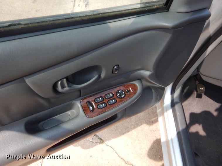 image for item HW9272 2005 Buick Century