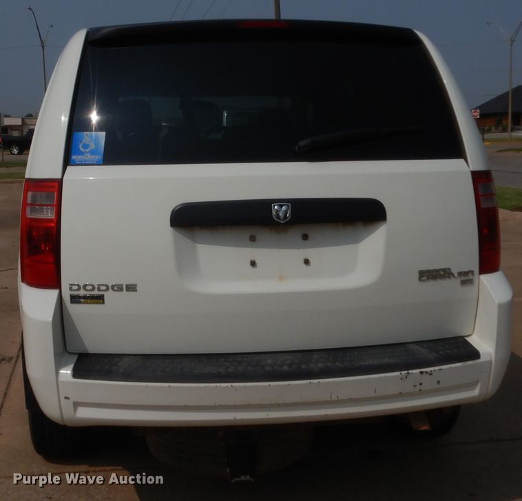 image for item HW9274 2010 Dodge Grand Caravan  van