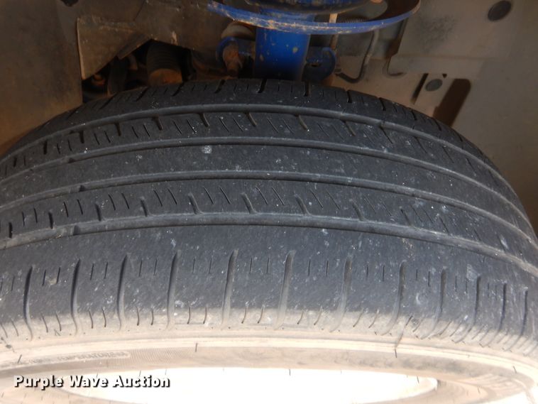 image for item HW9274 2010 Dodge Grand Caravan  van