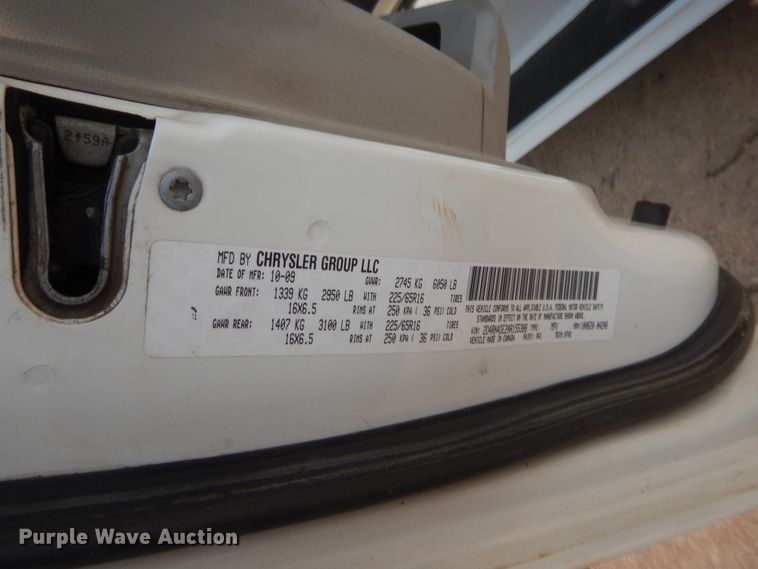 image for item HW9274 2010 Dodge Grand Caravan  van