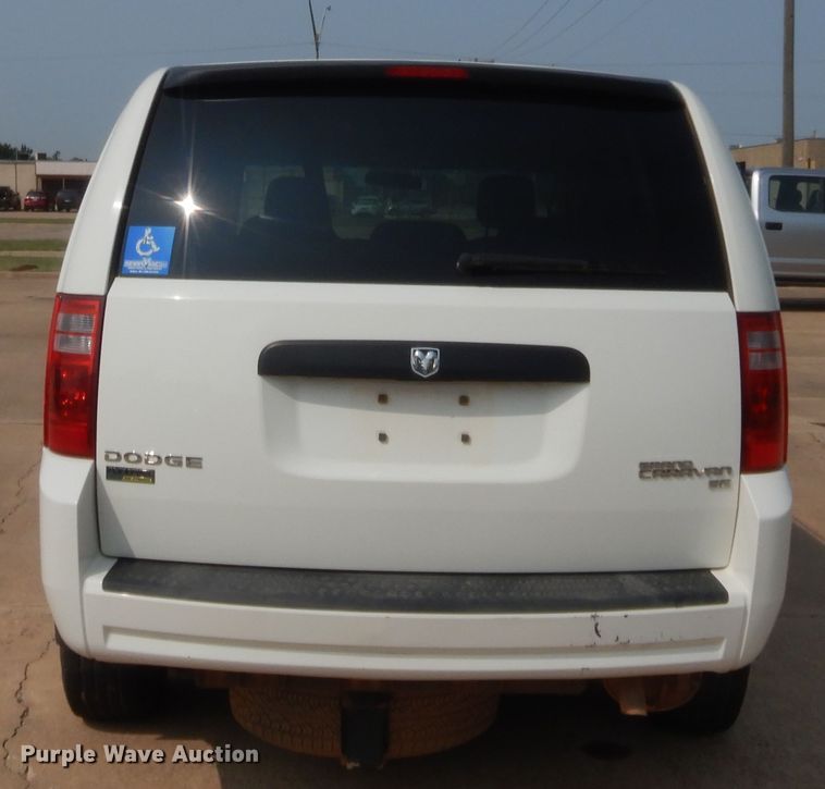 image for item HW9275 2010 Dodge Grand Caravan  van