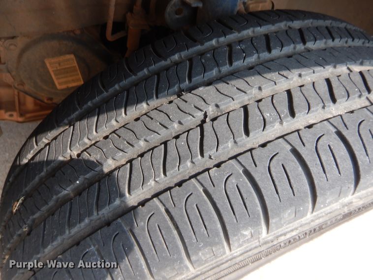 image for item HW9275 2010 Dodge Grand Caravan  van