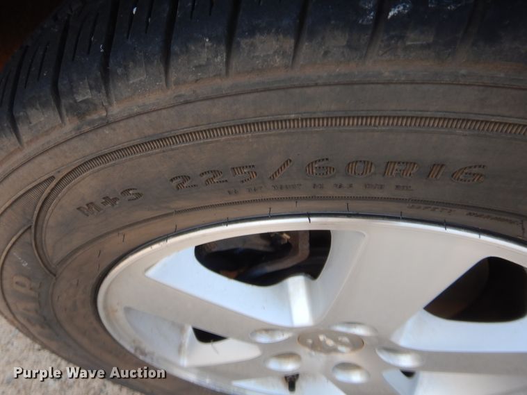 image for item HW9275 2010 Dodge Grand Caravan  van