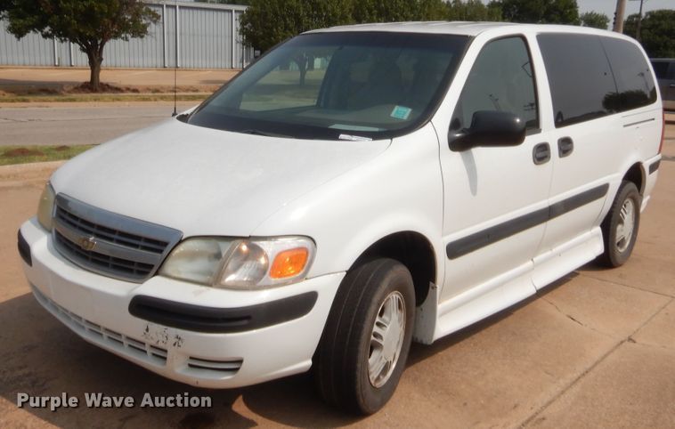 image for item HW9276 2005 Chevrolet Venture  van