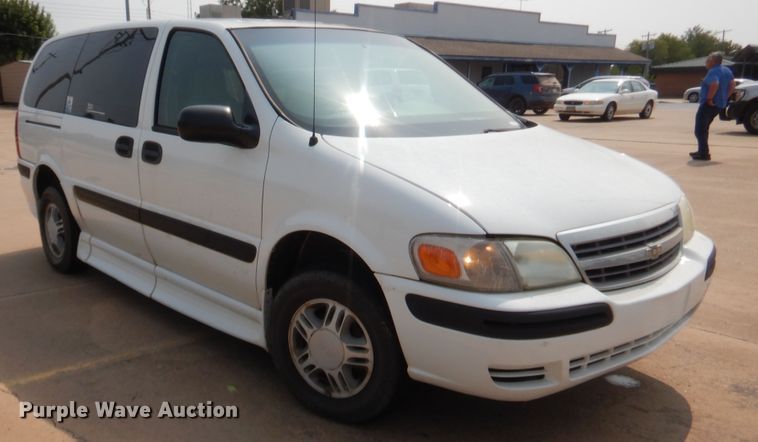 image for item HW9276 2005 Chevrolet Venture  van