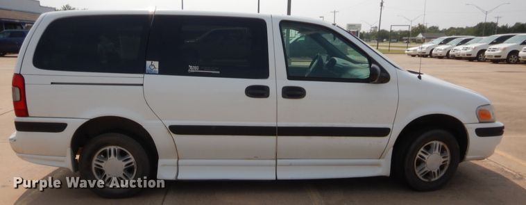 image for item HW9276 2005 Chevrolet Venture  van
