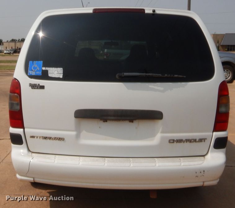 image for item HW9276 2005 Chevrolet Venture  van