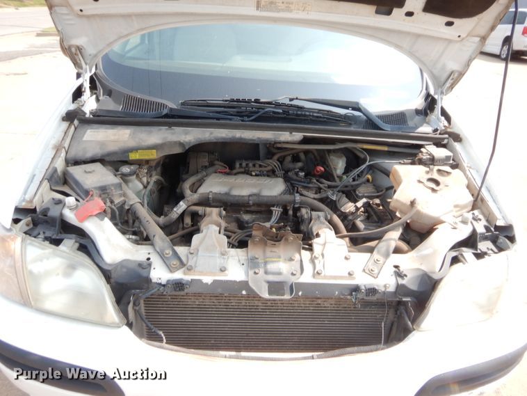 image for item HW9276 2005 Chevrolet Venture  van