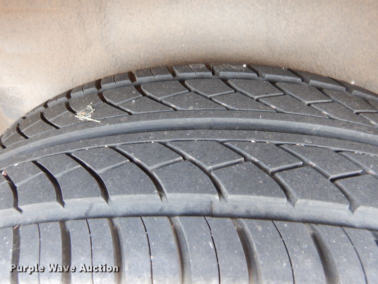 image for item HW9276 2005 Chevrolet Venture  van