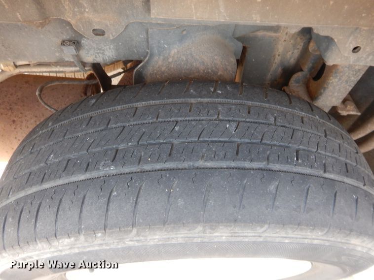 image for item HW9277 2010 Dodge Grand Caravan  van