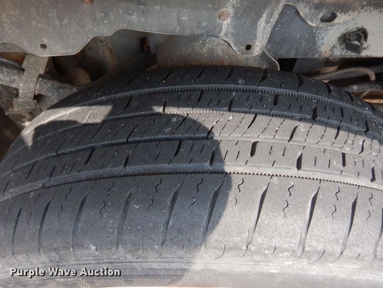 image for item HW9277 2010 Dodge Grand Caravan  van