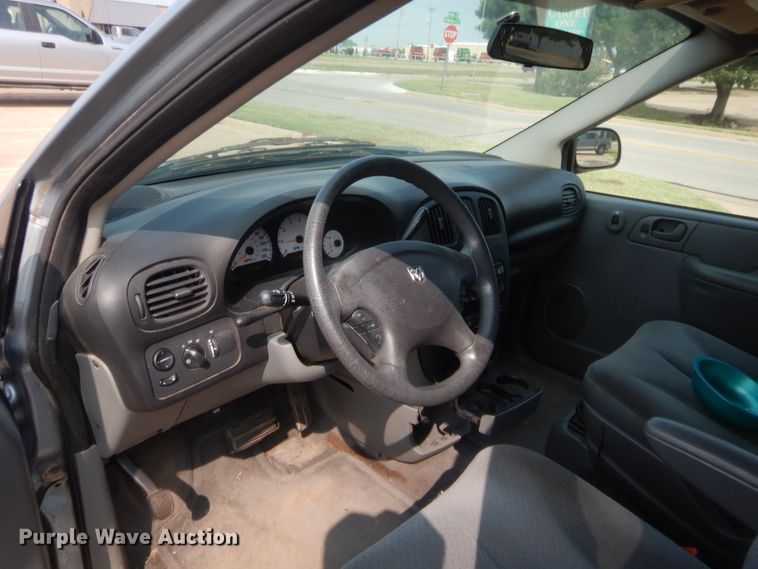 image for item HW9278 2005 Dodge Grand Caravan  van