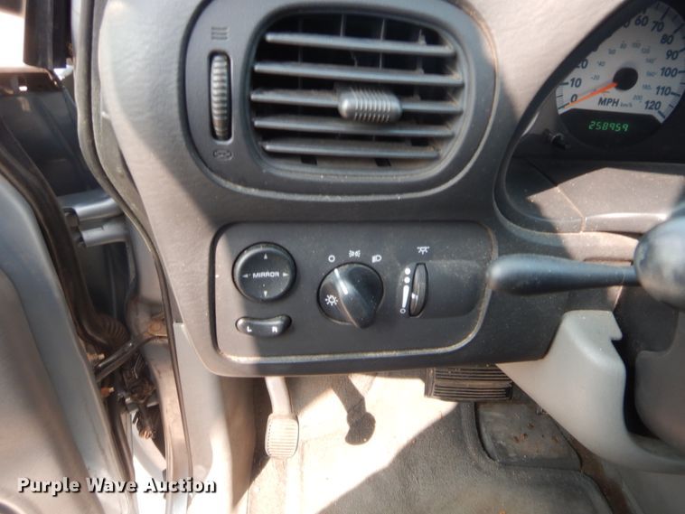 image for item HW9278 2005 Dodge Grand Caravan  van